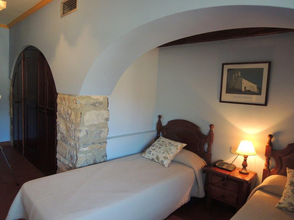 Oix Hostal De La Rovira מראה חיצוני תמונה