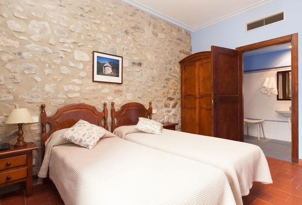 Oix Hostal De La Rovira מראה חיצוני תמונה
