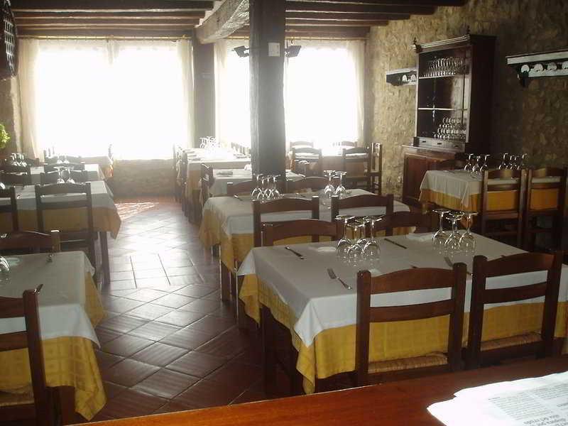 Oix Hostal De La Rovira מראה חיצוני תמונה